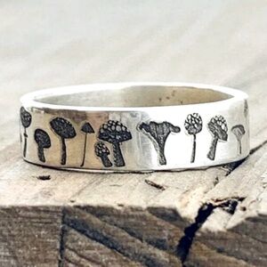 LIVE SALE Sterling Silver Mushroom Engraved Ring